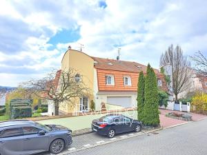 Prodej rodinného domu, Brno, Azurová, 278 m2