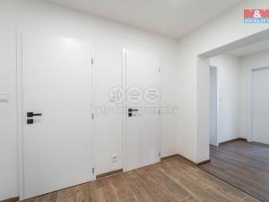 Prodej bytu 3+kk, Chomutice - Obora, 89 m2
