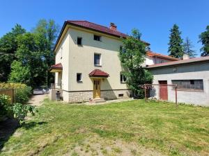 Prodej rodinného domu, Valašské Meziříčí - Krásno nad Bečvou, Zámecká, 170 m2