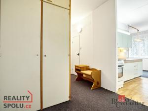 Prodej bytu 2+1, Karlovy Vary - Rybáře, Buchenwaldská, 65 m2