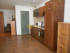 Pronájem bytu 1+kk, Hradec Králové - Svobodné Dvory, Bohdanečská, 35 m2