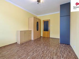 Prodej bytu 3+1, Plzeň, Na Okraji, 82 m2