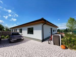 Prodej rodinného domu, Kamenice, Lazurová, 103 m2