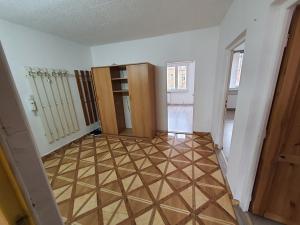 Prodej bytu 3+1, Cheb, Valdštejnova, 75 m2