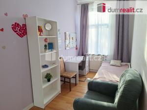 Prodej bytu 3+1, Karlovy Vary, Moravská, 77 m2