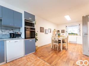 Prodej vícegeneračního domu, Bujanov, 185 m2