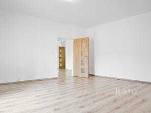 Prodej bytu 3+1, Teplice, Vrázova, 75 m2