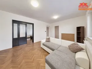 Prodej rodinného domu, Hradec Králové - Kukleny, Jiráskova, 260 m2