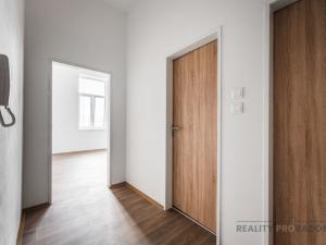 Pronájem bytu 1+1, Ostrava, Křišťanova, 41 m2