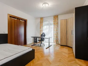 Prodej činžovního domu, Praha - Kunratice, Kálmánova, 715 m2