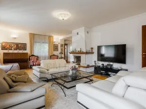 Prodej činžovního domu, Praha - Kunratice, Kálmánova, 715 m2