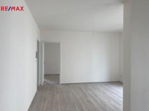 Prodej bytu 2+kk, Zlín, Tyršovo nábřeží, 66 m2