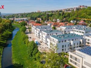 Prodej bytu 2+kk, Zlín, Tyršovo nábřeží, 66 m2