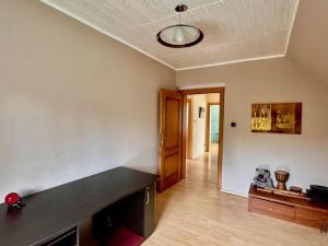 Prodej rodinného domu, Psáry, Pod Vápenkou, 226 m2