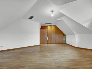 Prodej rodinného domu, Zlín, Valy I, 364 m2