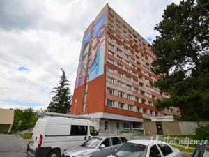Pronájem bytu 1+1, Brno - Lesná, Halasovo náměstí, 29 m2