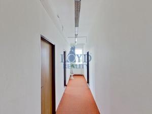 Pronájem kanceláře, Karlovy Vary - Stará Role, Závodu míru, 130 m2