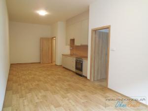 Pronájem bytu 2+kk, Adamov, Nádražní, 51 m2