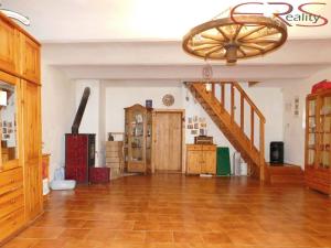 Prodej rodinného domu, Libáň - Zliv, 440 m2