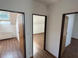 Prodej rodinného domu, Zbuzany, U Menhiru V, 180 m2