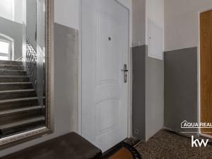 Prodej bytu 2+1, Karlovy Vary, Zámecký vrch, 48 m2