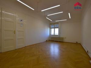 Pronájem kanceláře, Praha - Nové Město, Senovážné náměstí, 52 m2