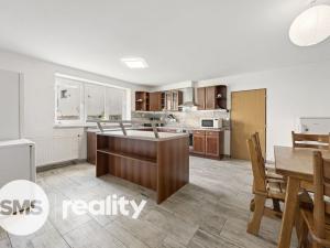 Prodej rodinného domu, Dolní Kounice, Hlavní, 450 m2