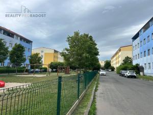 Prodej bytu 2+1, Milovice, Topolová, 69 m2