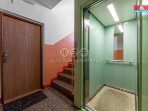 Pronájem bytu 1+kk, Karlovy Vary - Rybáře, Buchenwaldská, 20 m2