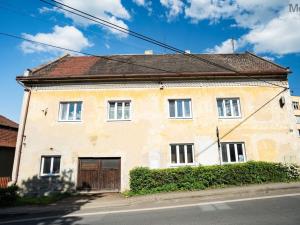 Prodej rodinného domu, Žiželice, 540 m2