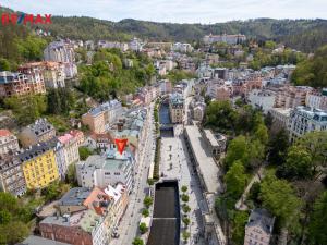 Prodej bytu 3+kk, Karlovy Vary, Vřídelní, 105 m2