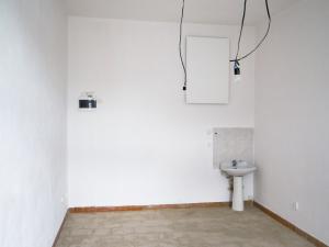 Pronájem obchodního prostoru, Kopřivnice, Záhumenní, 21 m2