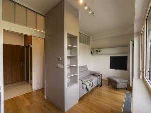 Pronájem bytu 2+kk, Praha - Břevnov, Radičova, 42 m2