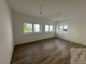 Prodej bytu 2+kk, Liezen, Rakousko, 57 m2