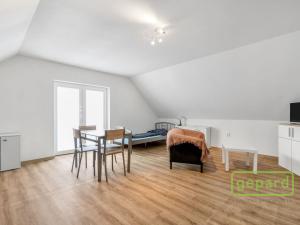 Prodej ubytování, Kostelec - Ostrov u Stříbra, 196 m2