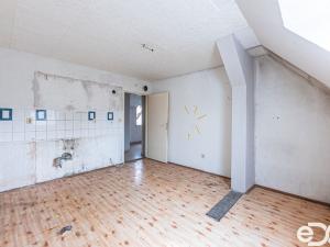 Prodej rodinného domu, Jičín - Popovice, 250 m2