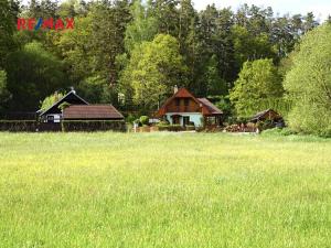 Prodej trvalého travního porostu, Dobronice u Bechyně, 3146 m2