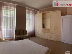Prodej bytu 2+1, Mariánské Lázně, Hlavní třída, 102 m2