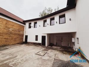 Prodej obchodního prostoru, Milovice - Benátecká Vrutice, 1200 m2