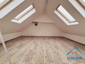 Prodej komerční nemovitosti, Milovice - Benátecká Vrutice, 1080 m2