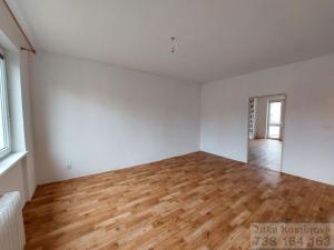 Prodej bytu 3+1, Krnov - Pod Cvilínem, SPC P, 74 m2