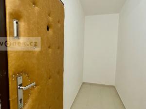 Pronájem bytu 2+1, Zlín, Okružní, 45 m2