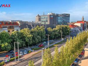 Prodej bytu 2+kk, Hradec Králové - Pražské Předměstí, Gočárova třída, 78 m2