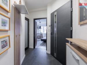 Prodej bytu 2+kk, Karlovy Vary - Drahovice, Kvapilova, 37 m2