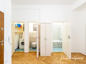 Pronájem bytu 2+1, Praha - Smíchov, U Santošky, 88 m2