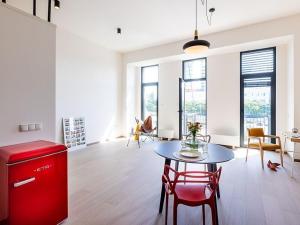 Pronájem bytu 1+kk, Praha - Holešovice, V háji, 49 m2