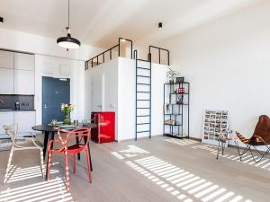 Pronájem bytu 1+kk, Praha - Holešovice, V háji, 49 m2