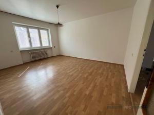 Prodej bytu 2+1, Hodonín, Vrchlického, 67 m2