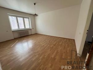 Prodej bytu 2+1, Hodonín, Vrchlického, 67 m2