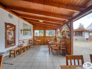 Prodej restaurace, Hradešín, 178 m2